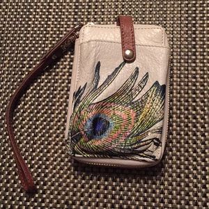 Elliott Luca Wallet